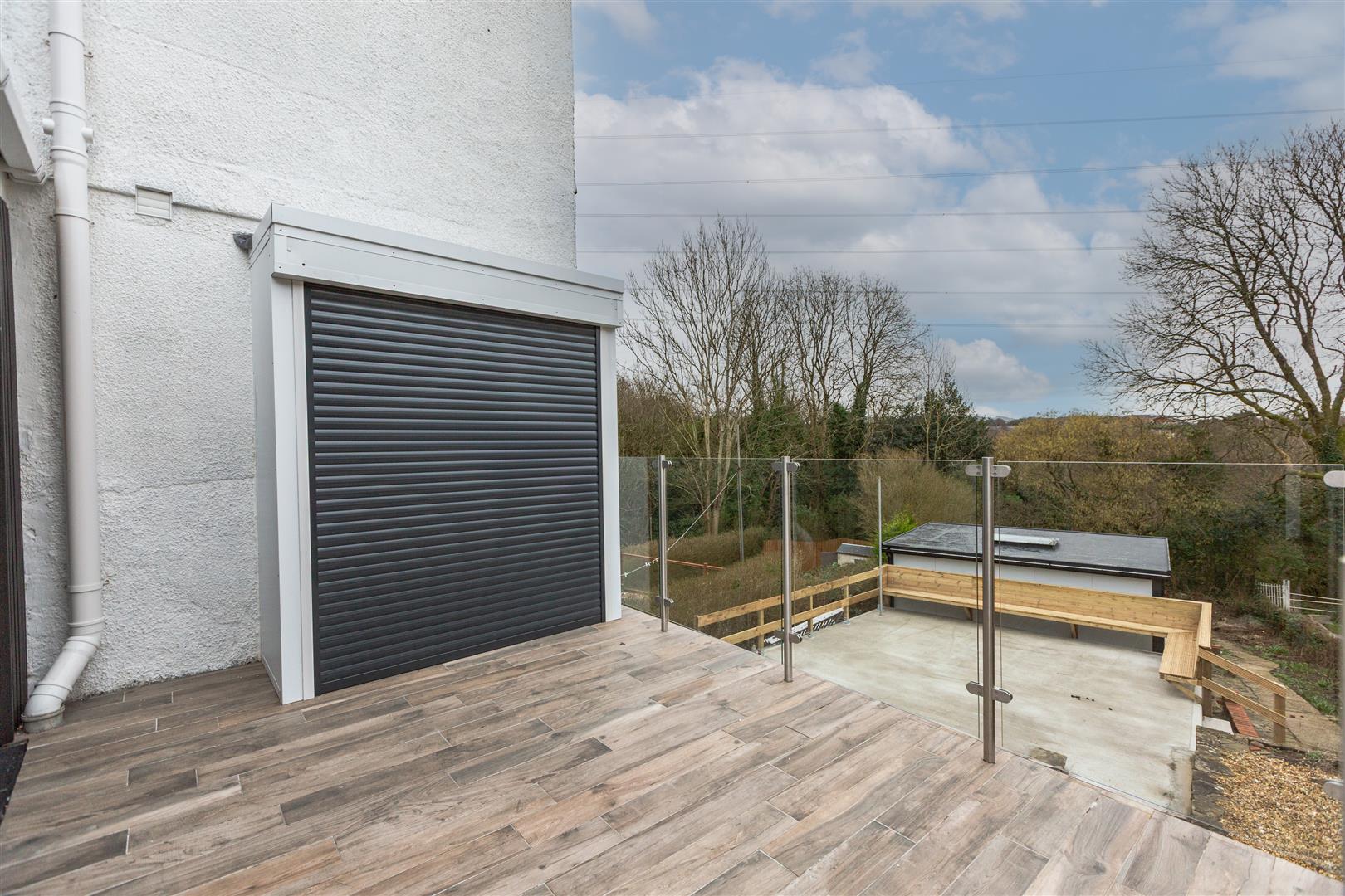 Frederick Place, Llansamlet, Swansea, SA7 9TX